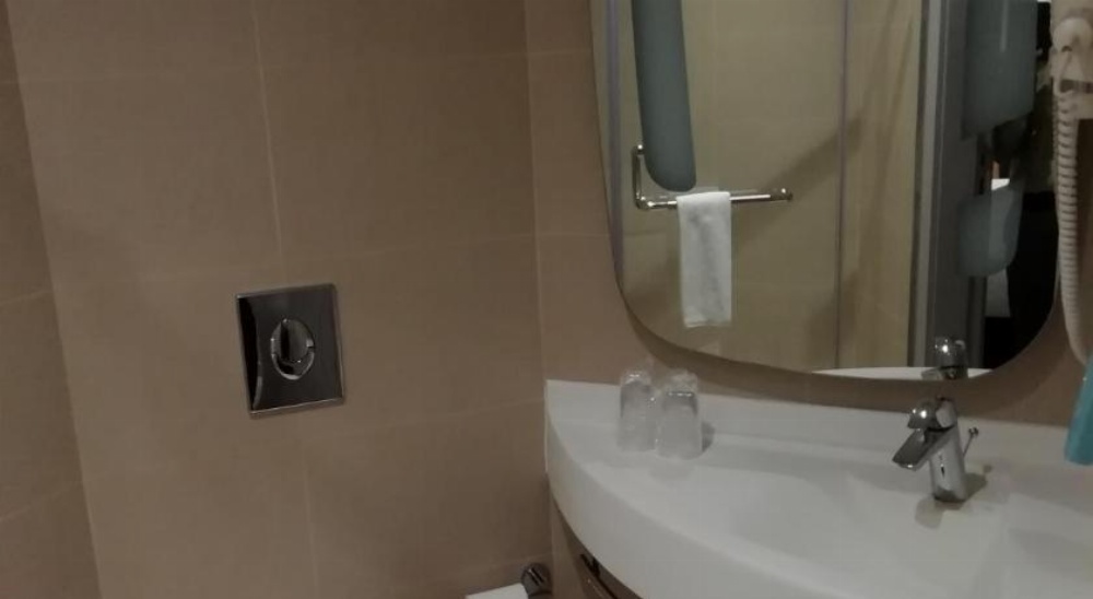 Ibis Jeddah Malik Road Image 27